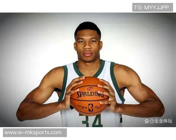 字母哥坦言交易诱惑难挡但誓言保持职业操守与新赛季展望未来 字母哥坦言交易诱惑难挡但誓言保持职业操守与新赛季展望未来